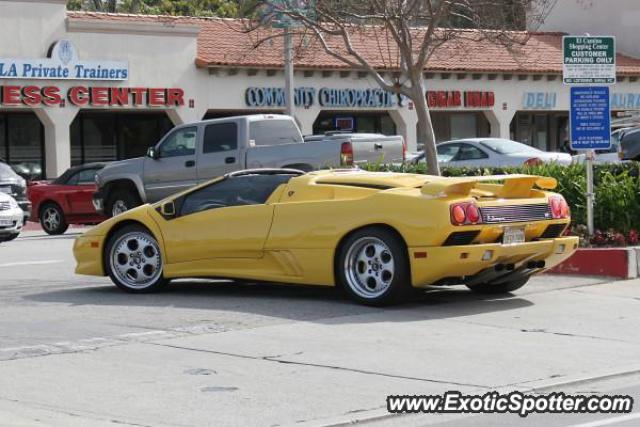 Lamborghini Diablo spotted in Calabasas, California