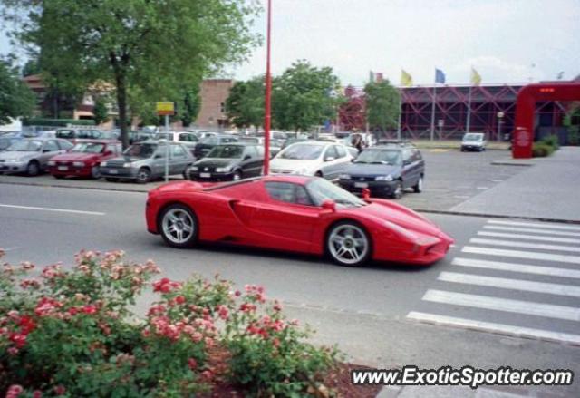 Ferrari Enzo spotted in New jersey, New Jersey