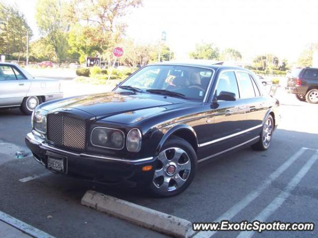 Bentley Arnage spotted in Calabasas, California