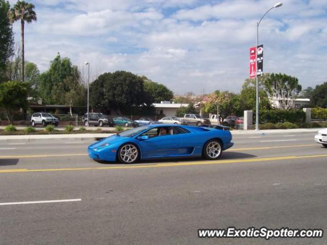 Lamborghini Diablo spotted in Calabasas, California