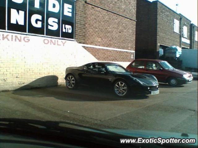 Lotus Elise spotted in Grimsby, United Kingdom