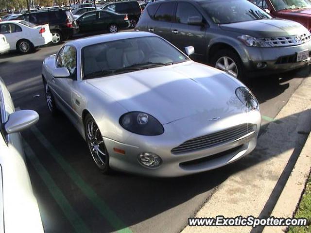 Aston Martin DB7 spotted in Fasion Island, California