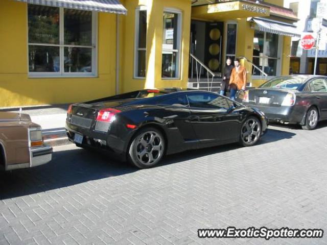 Lamborghini Gallardo spotted in Oakville, Canada