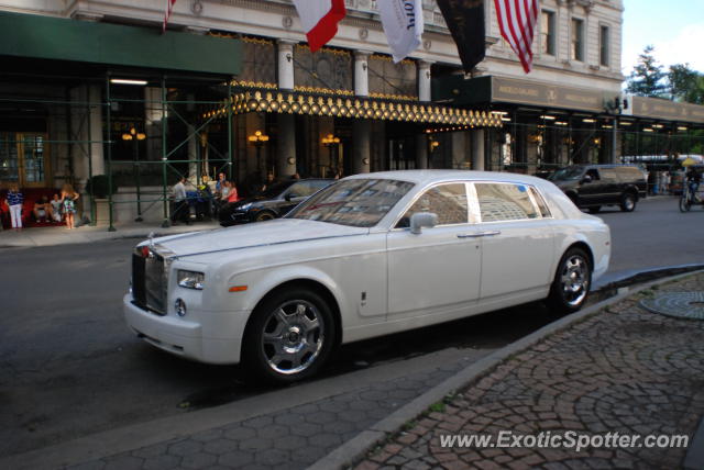 Rolls Royce Phantom spotted in Manhattan, New York