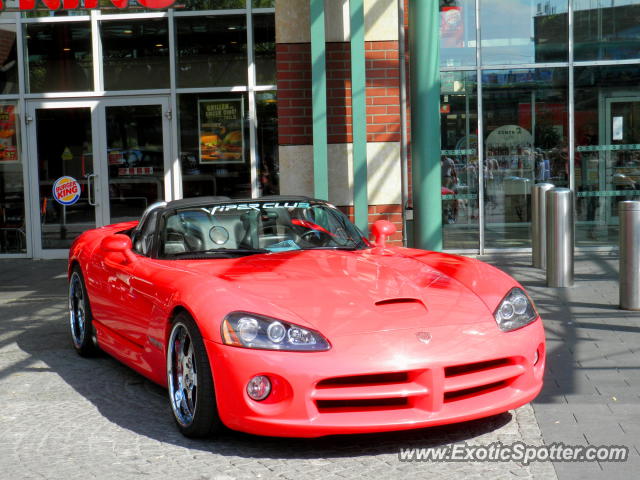 Dodge Viper spotted in Oberhausen, Germany