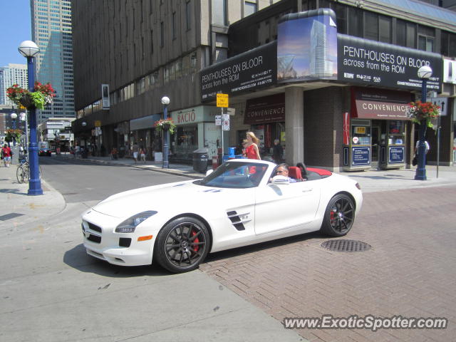 Mercedes SLS AMG spotted in Toronto, Canada