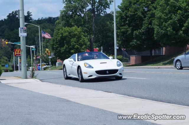 Ferrari California spotted in Philadelphia, Pennsylvania