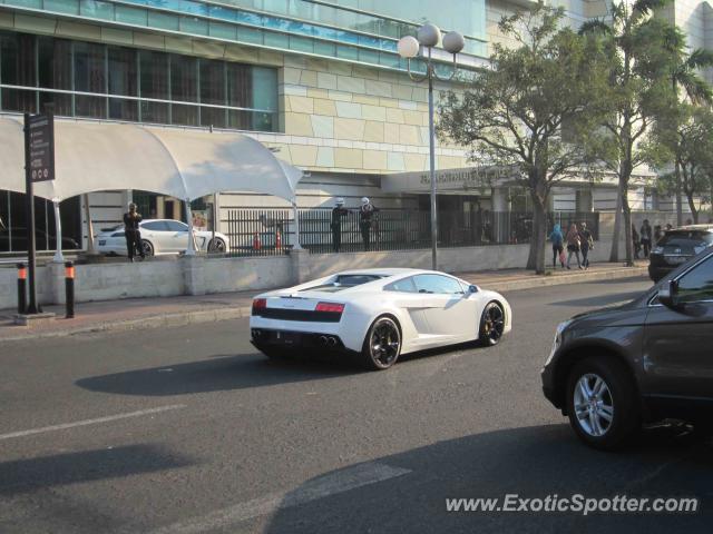 Lamborghini Gallardo spotted in Jakarta, Indonesia