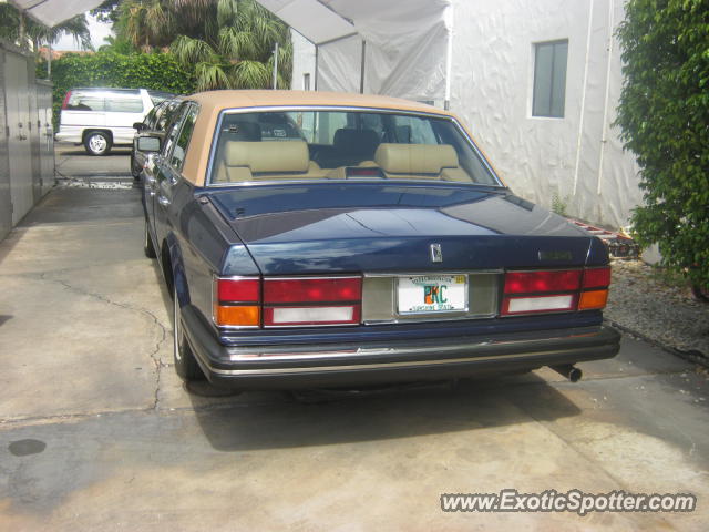 Rolls Royce Silver Spirit spotted in Palm Beach, Florida