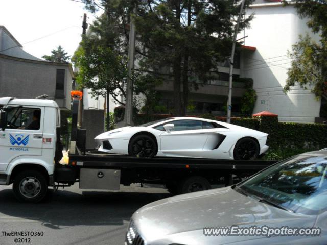 Lamborghini Aventador spotted in Ciudad de Mexico, Mexico