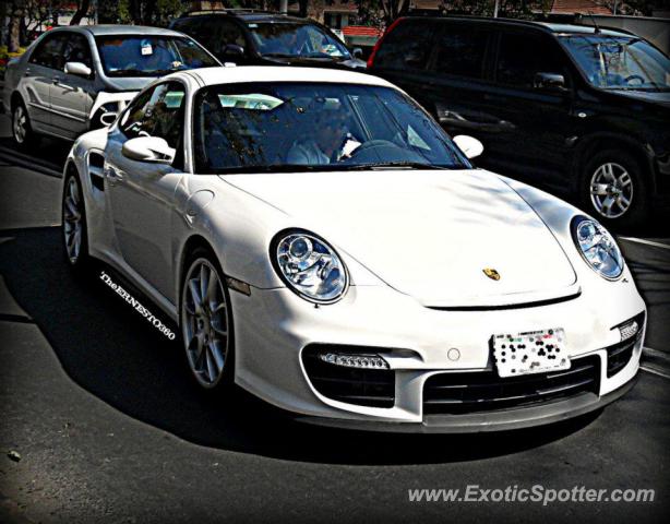 Porsche 911 GT2 spotted in Ciudad de Mexico, Mexico