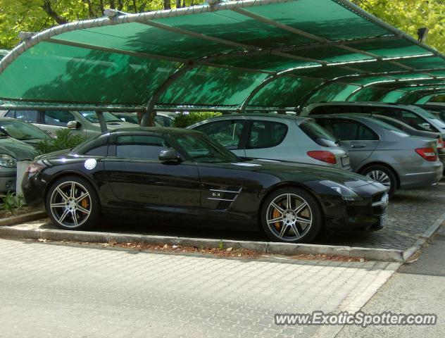 Mercedes SLS AMG spotted in Vilamoura, Portugal