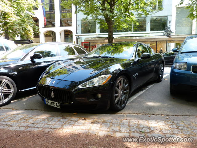 Maserati Gransport spotted in Düsseldorf, Germany