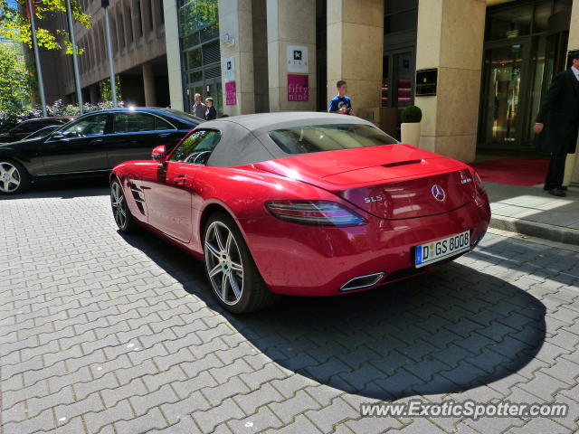 Mercedes SLS AMG spotted in Düsseldorf, Germany