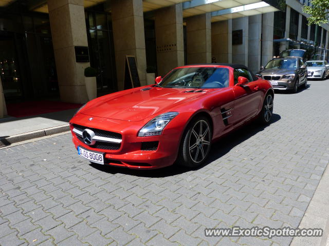 Mercedes SLS AMG spotted in Düsseldorf, Germany