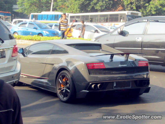 Lamborghini Gallardo spotted in Jakarta, Indonesia