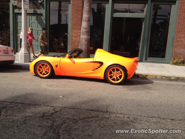 Lotus Elise spotted in LA, California