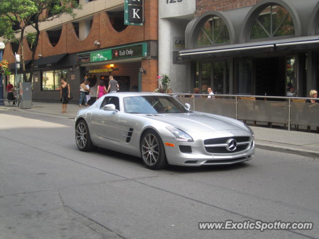 Mercedes SLS AMG spotted in Toronto, Canada