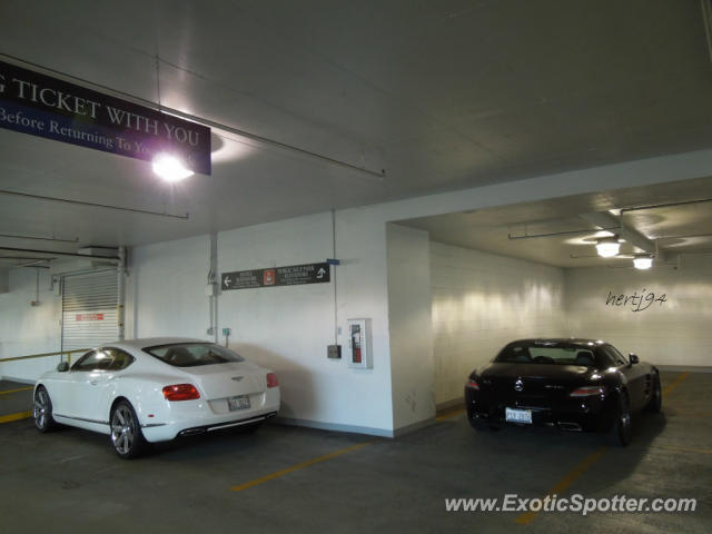 Bentley Continental spotted in Chicago, Illinois