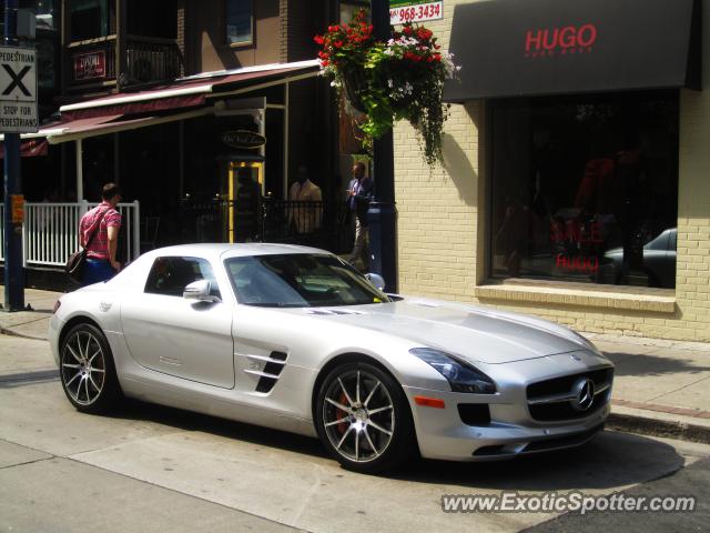 Mercedes SLS AMG spotted in Toronto, Canada