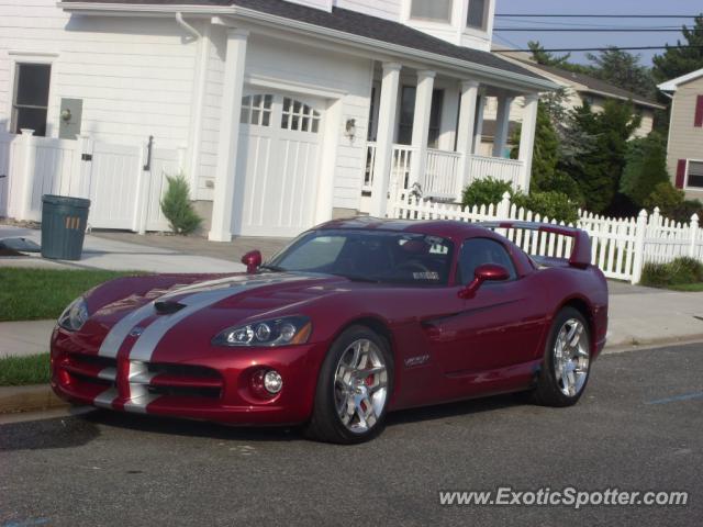 Dodge Viper spotted in Avalon, New Jersey