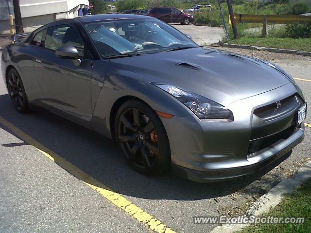 Nissan Skyline spotted in Toronto, Ontario, Canada