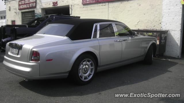 Rolls Royce Phantom spotted in Great Neck, New York