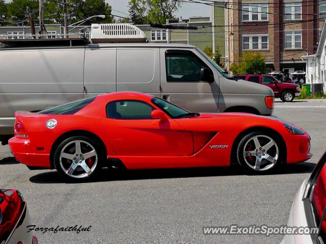 Dodge Viper spotted in Carmel, Indiana