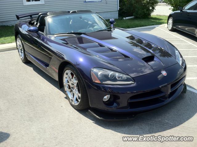 Dodge Viper spotted in Carmel, Indiana