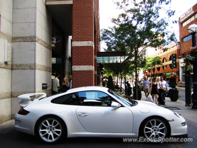 Porsche 911 GT3 spotted in Toronto, Canada