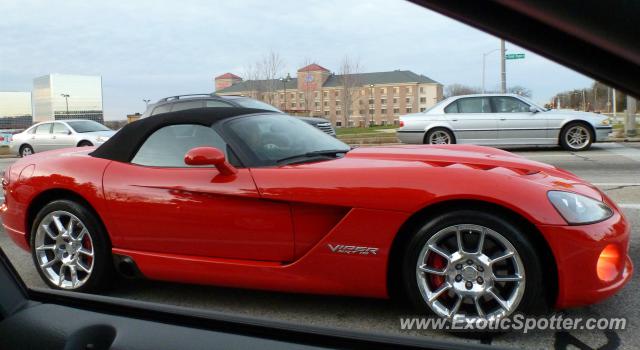 Dodge Viper spotted in Milwaukee, Wisconsin