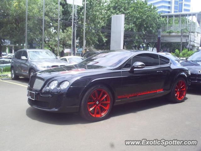 Bentley Continental spotted in Jakarta, Indonesia