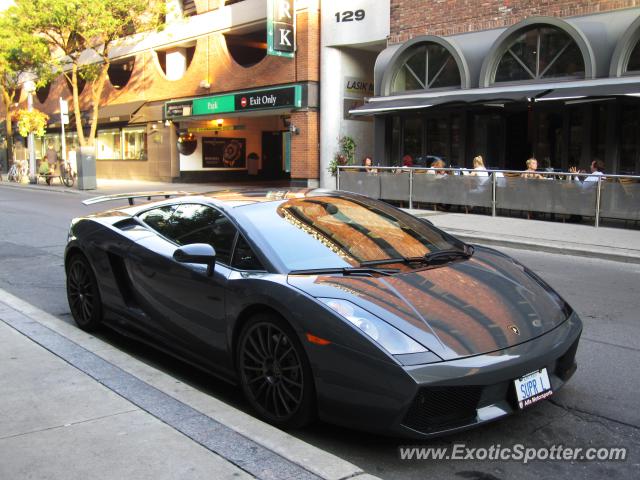 Lamborghini Gallardo spotted in Toronto, Canada