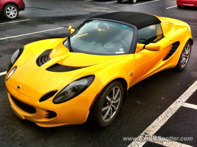 Lotus Elise spotted in Atlanta, Georgia