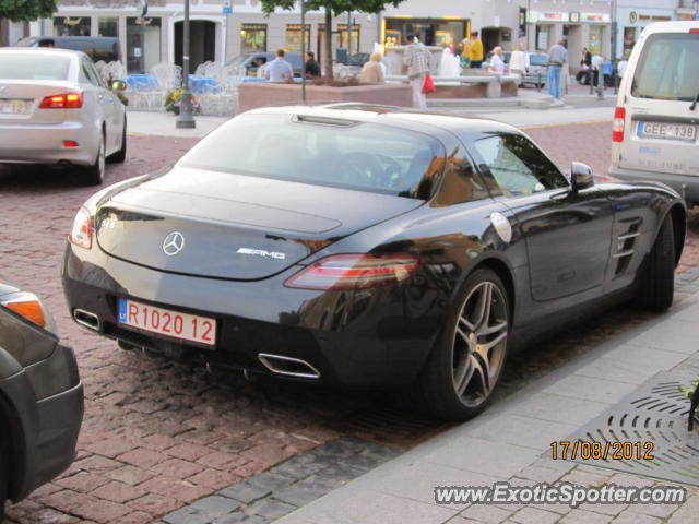 Mercedes SLS AMG spotted in Vilnius, Lithuania