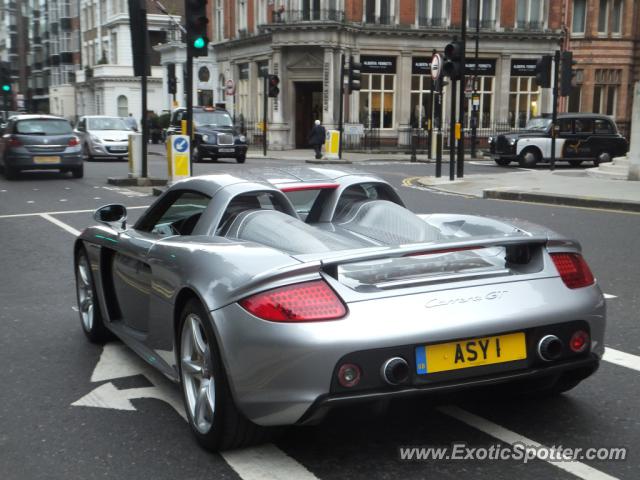 Porsche Carrera GT spotted in London, United Kingdom