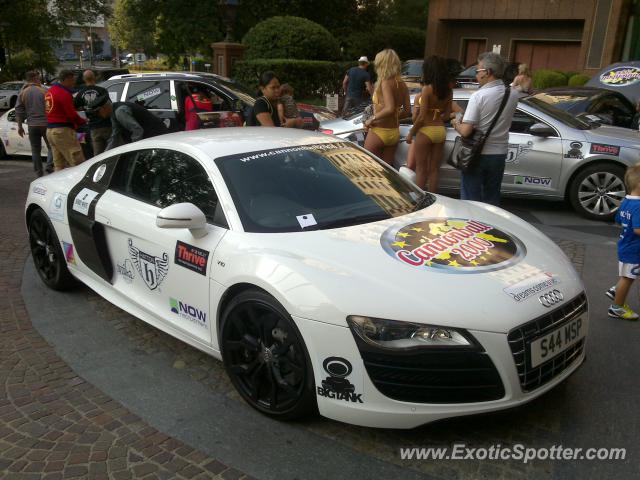 Audi R8 spotted in Milano, Italy