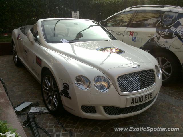 Bentley Continental spotted in Milano, Italy