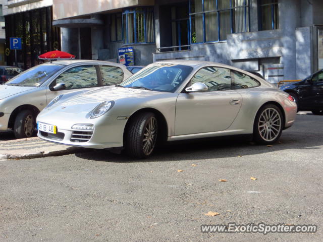 Porsche 911 spotted in Lisboa, Portugal