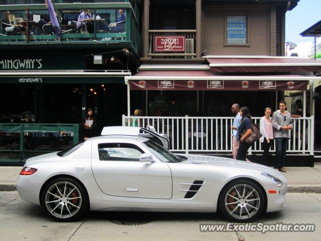 Mercedes SLS AMG spotted in Toronto, Canada