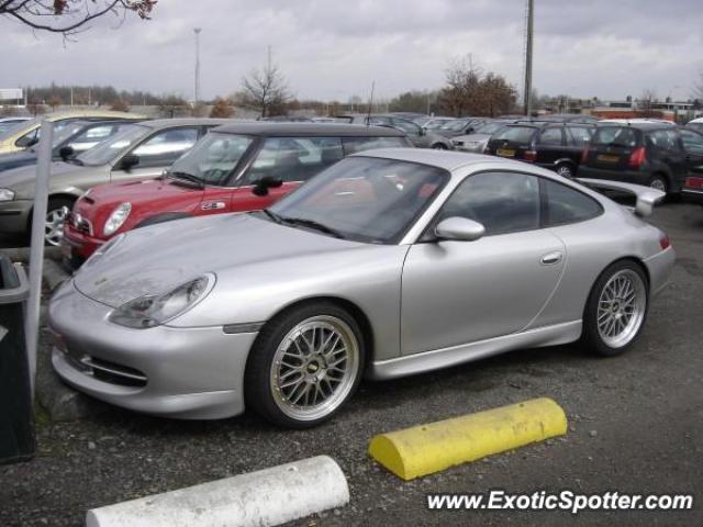 Porsche 911 spotted in Brussels, Belgium