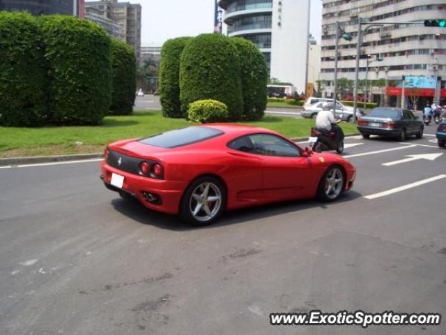 Ferrari 360 Modena spotted in Taipei, Taiwan