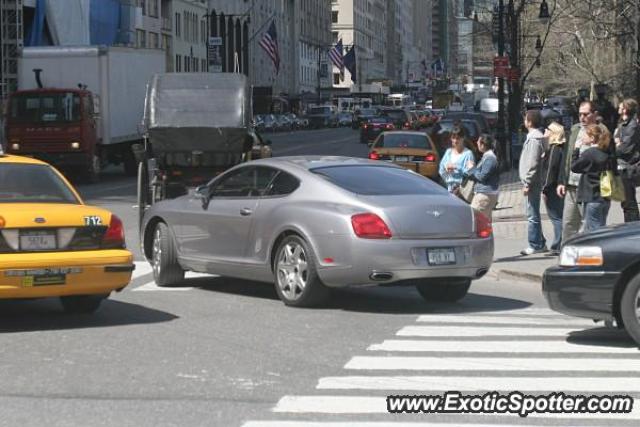 Bentley Continental spotted in Mannhattan, New York