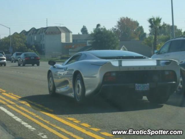 Jaguar XJ220 spotted in Los Angeles, California