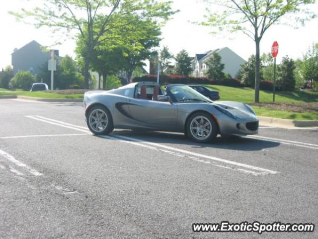 Lotus Elise spotted in Ashburn, Virginia