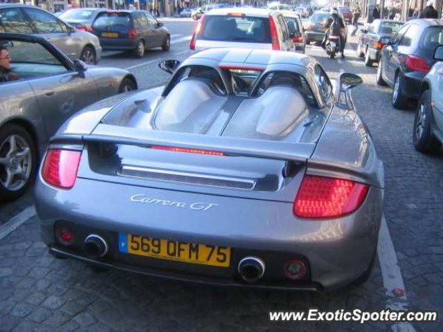 Porsche Carrera GT spotted in Paris, France