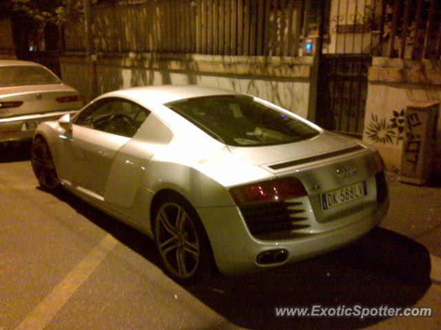 Audi R8 spotted in Milano, Italy