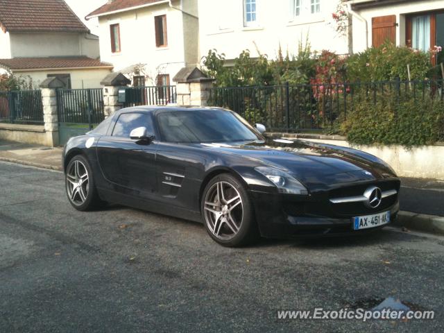 Mercedes SLS AMG spotted in Pontault-Combaul, France