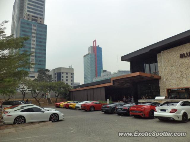 Ferrari California spotted in Jakarta, Indonesia