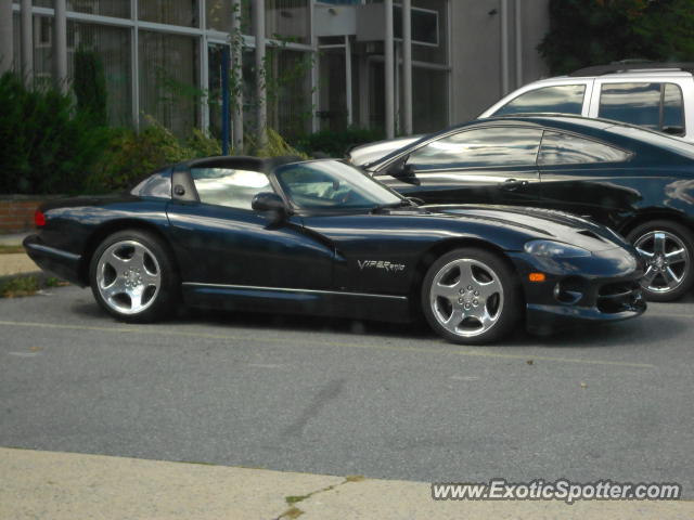 Dodge Viper spotted in Reading, Pennsylvania